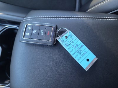 2027 Jeep Grand Cherokee GRAND CHEROKEE L LAREDO ALTITUDE 4X4