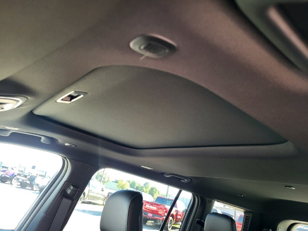 2027 Jeep Grand Cherokee GRAND CHEROKEE L LAREDO ALTITUDE 4X4
