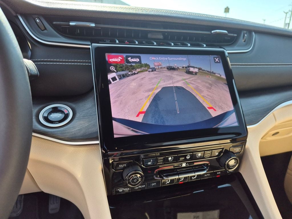 2025 Jeep Grand Cherokee L Limited 4x4