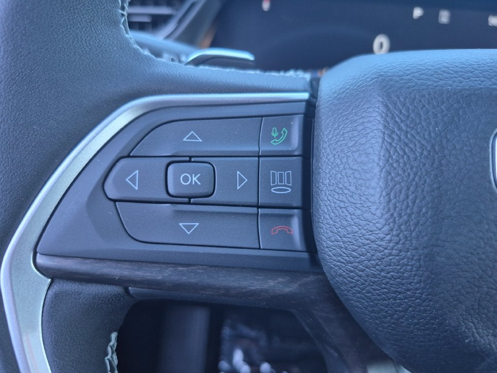 2027 Jeep Grand Cherokee GRAND CHEROKEE L LIMITED 4X4