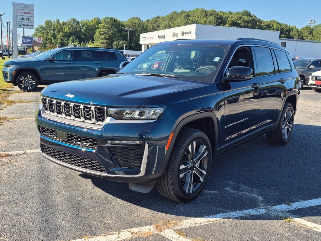 2027 Jeep Grand Cherokee GRAND CHEROKEE L LIMITED 4X4