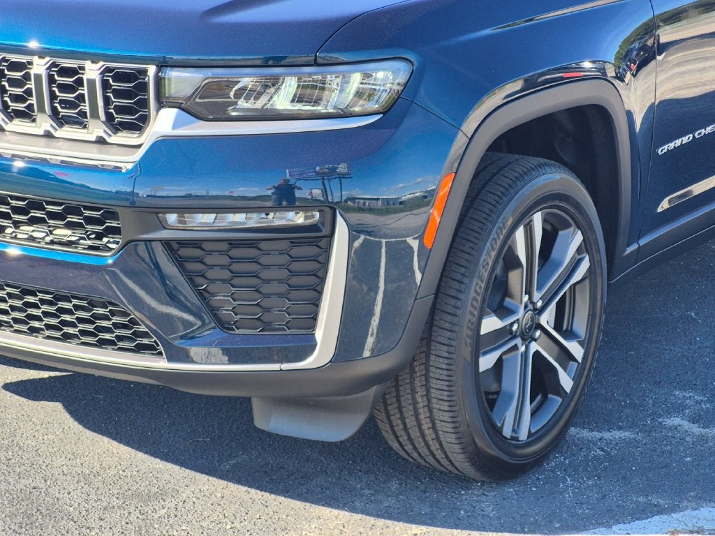 2027 Jeep Grand Cherokee GRAND CHEROKEE L LIMITED 4X4