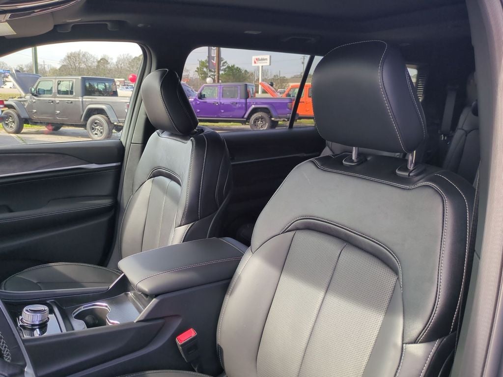 2026 Jeep Grand Cherokee GRAND CHEROKEE L LIMITED RESERVE 4X4