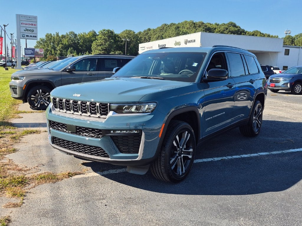 2027 Jeep Grand Cherokee GRAND CHEROKEE L LIMITED 4X4