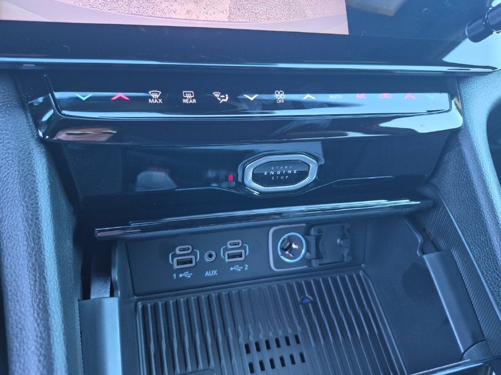 2027 Jeep Grand Cherokee GRAND CHEROKEE L LIMITED 4X4