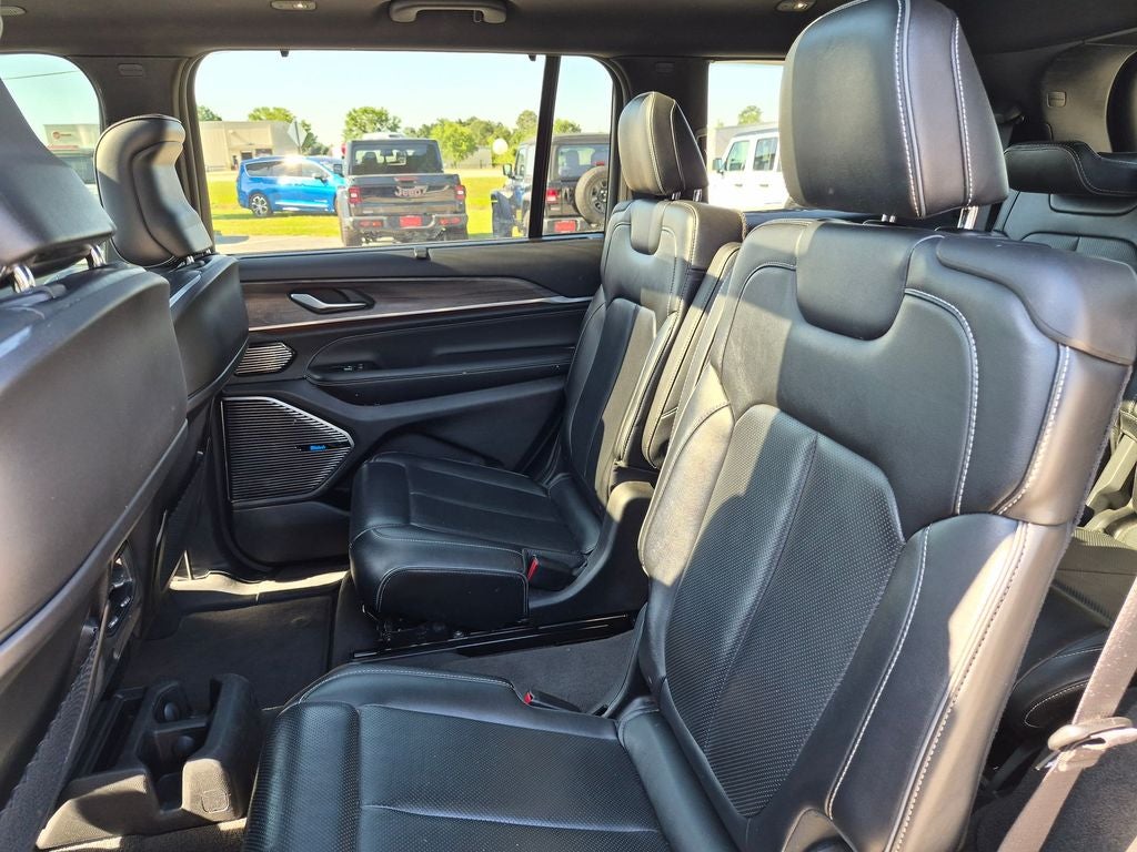 2021 Jeep Grand Cherokee L Overland 4x4
