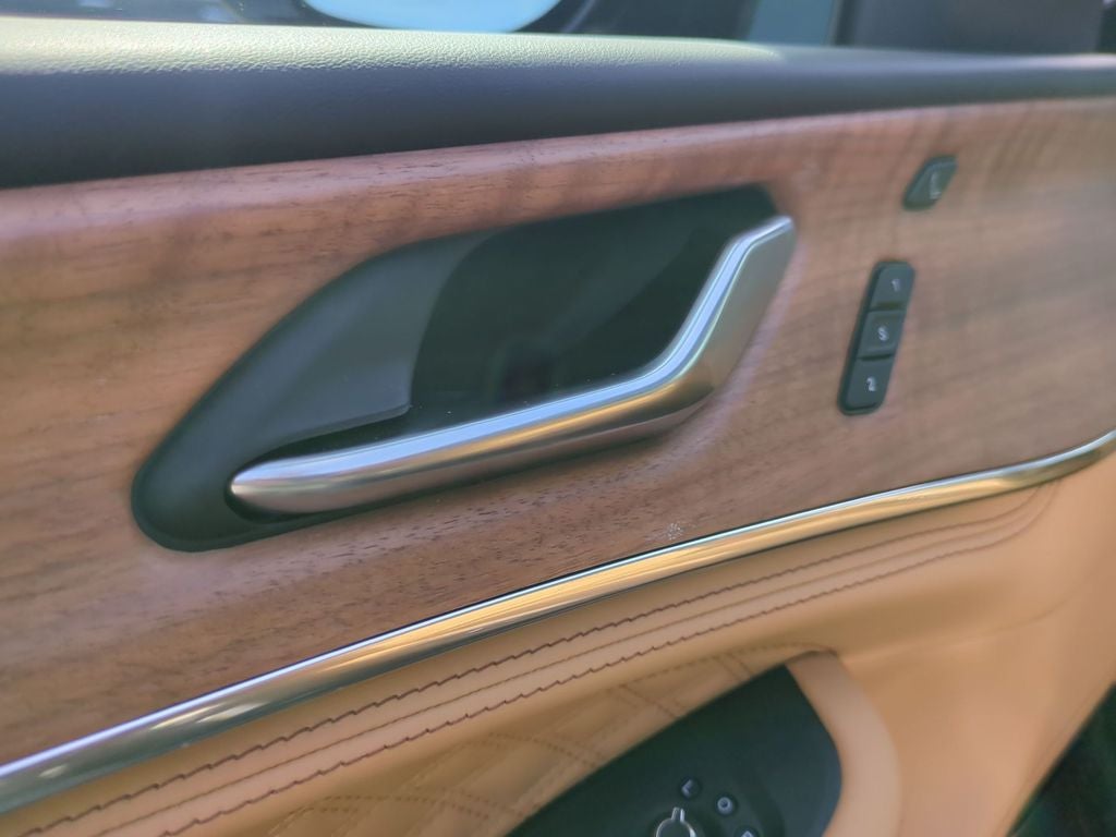 2026 Jeep Grand Cherokee GRAND CHEROKEE L SUMMIT 4X4