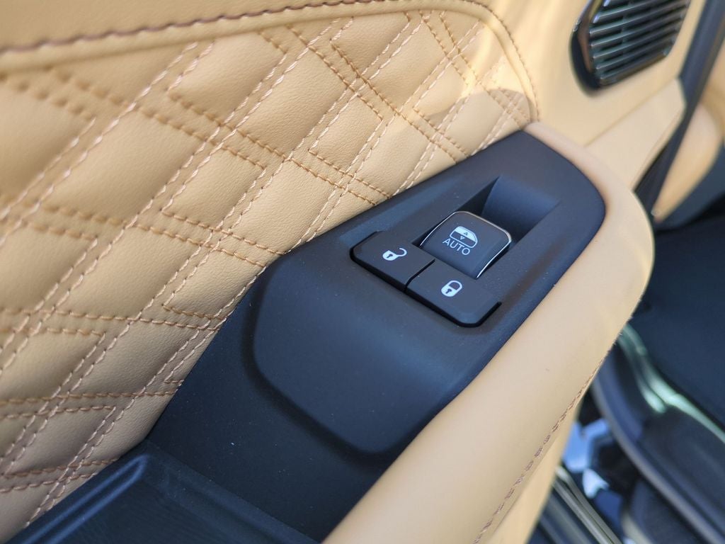 2026 Jeep Grand Cherokee GRAND CHEROKEE L SUMMIT 4X4