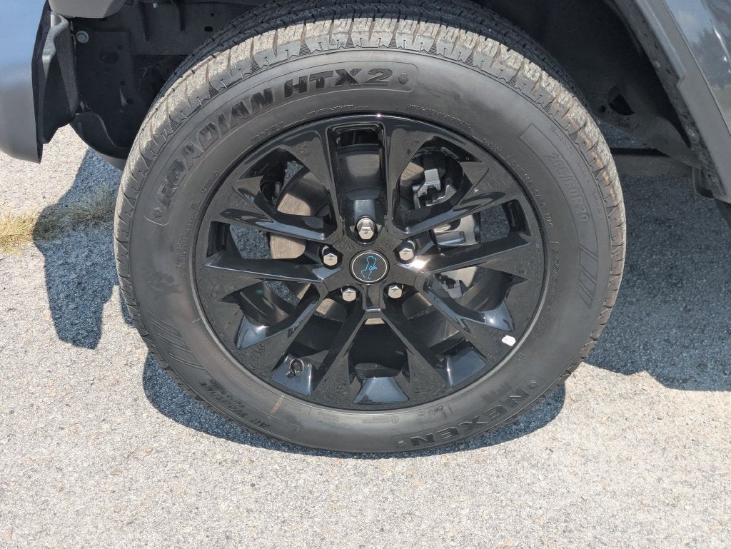 2025 Jeep Wrangler Sahara 4xe