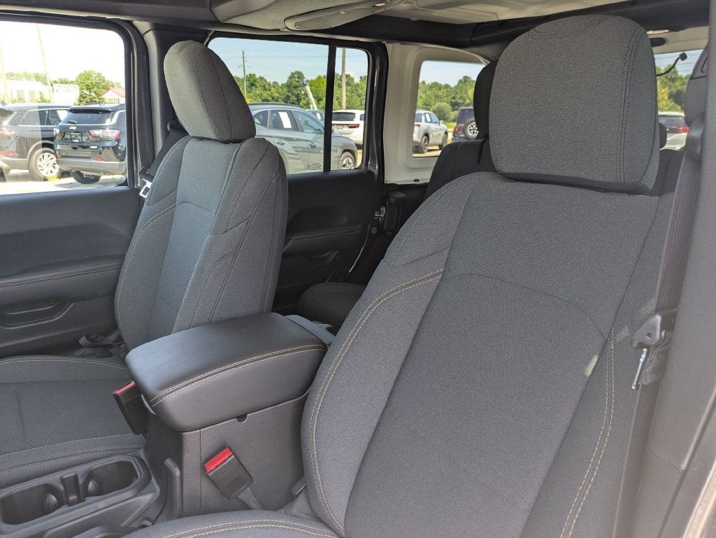 2025 Jeep Wrangler Sahara 4xe