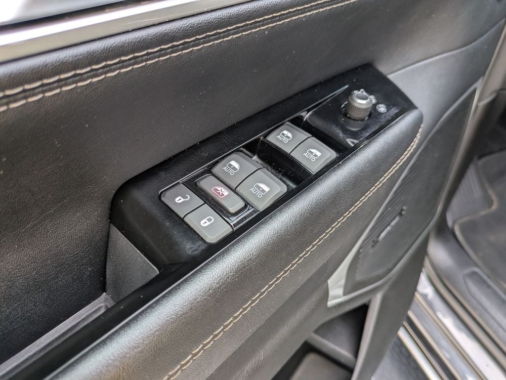 2024 Jeep Wagoneer L Series II 4x2