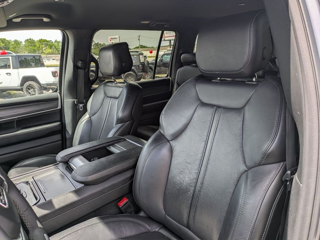 2024 Jeep Wagoneer L Series II 4x2