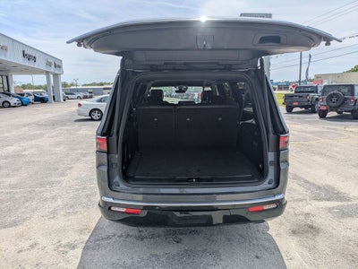 2024 Jeep Wagoneer L Series II 4x2