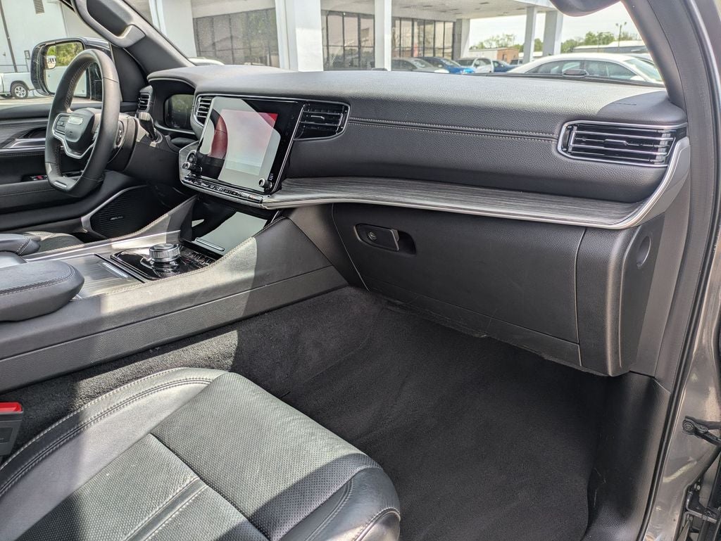 2024 Jeep Wagoneer L Series II 4x2