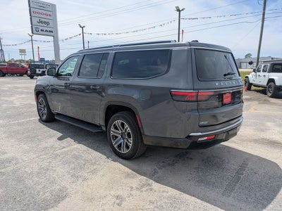 2024 Jeep Wagoneer L Series II 4x2