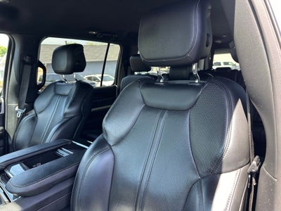 2024 Jeep Wagoneer L Base