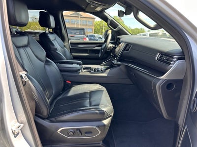 2024 Jeep Wagoneer L Base