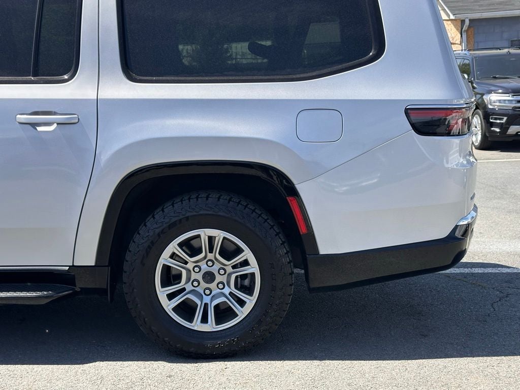 2024 Jeep Wagoneer L Base
