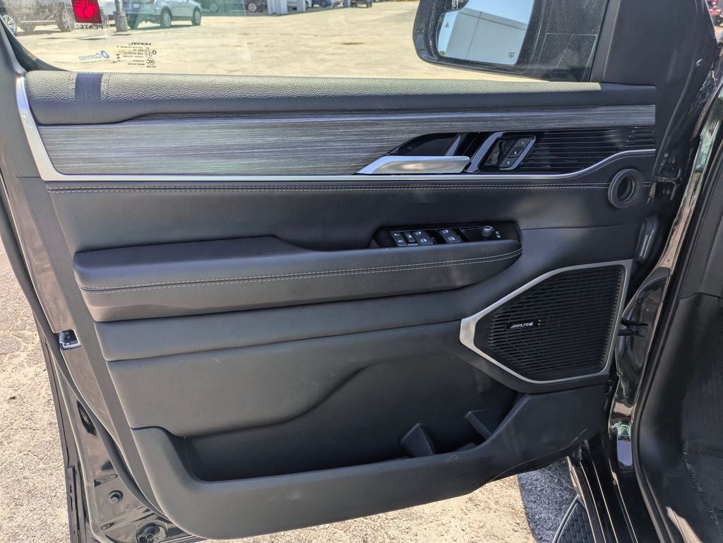 2024 Jeep Wagoneer L Series III 4x4