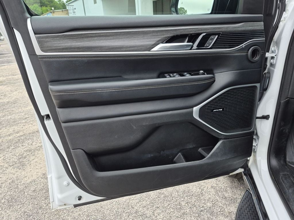 2024 Jeep Wagoneer Series II 4x2