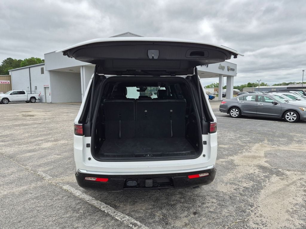 2024 Jeep Wagoneer Series II 4x2