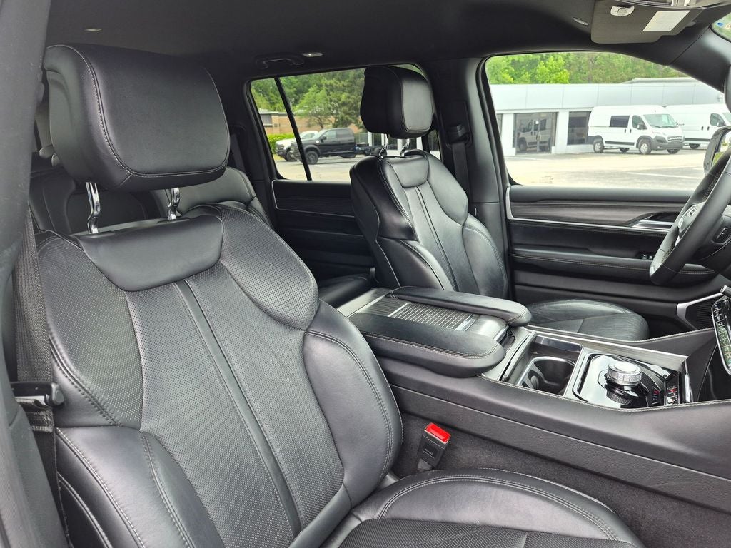 2024 Jeep Wagoneer Series II 4x2