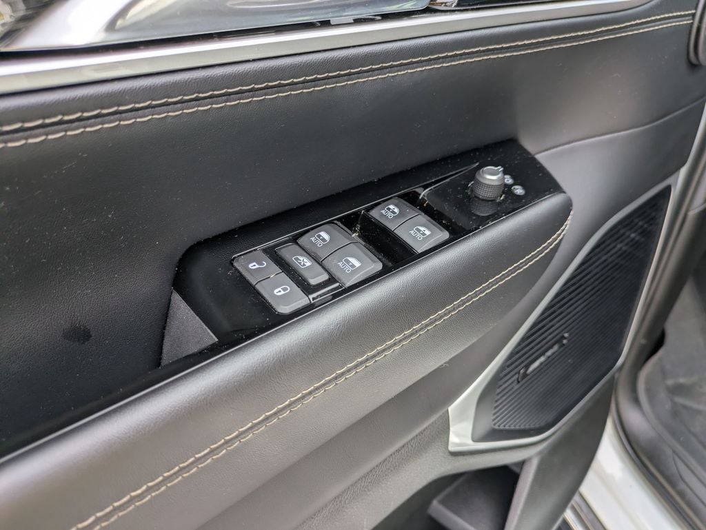 2022 Jeep Wagoneer Series II 4x2