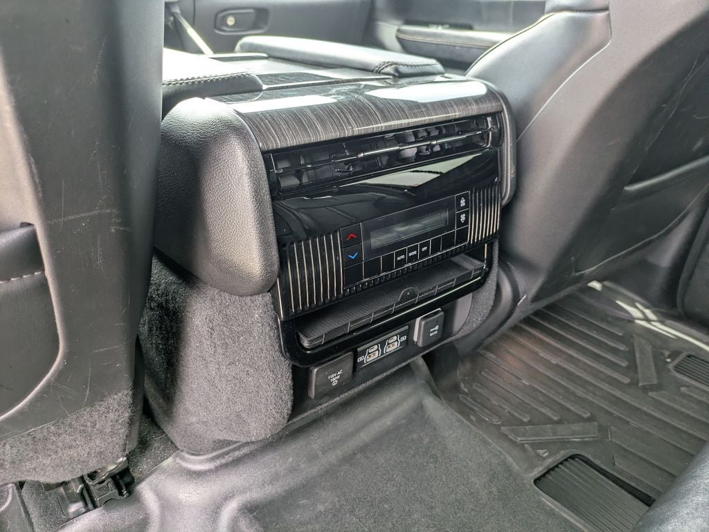 2022 Jeep Wagoneer Series II 4x2