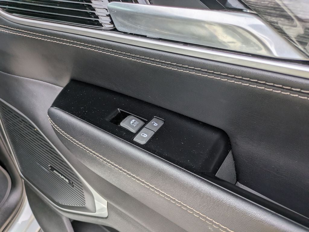 2022 Jeep Wagoneer Series II 4x2