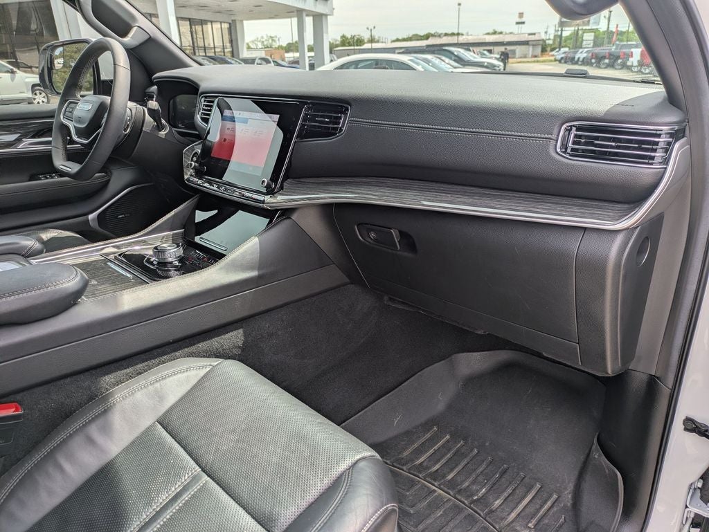 2022 Jeep Wagoneer Series II 4x2