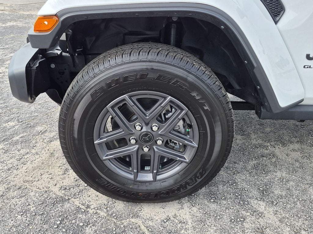 2025 Jeep Gladiator Nighthawk