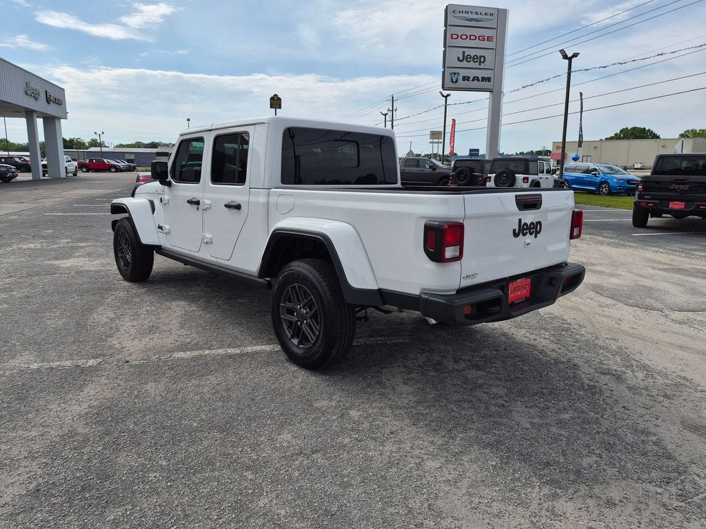 2025 Jeep Gladiator Nighthawk