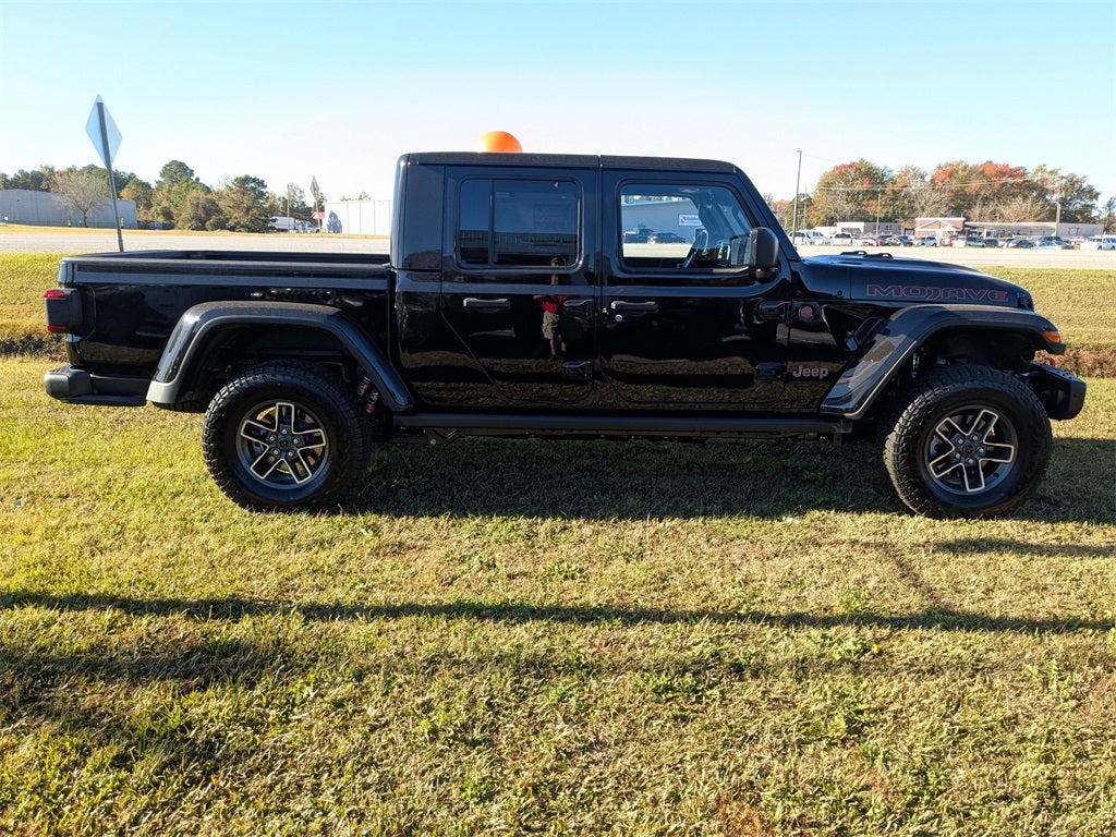 2026 Jeep Gladiator GLADIATOR MOJAVE X 4X4