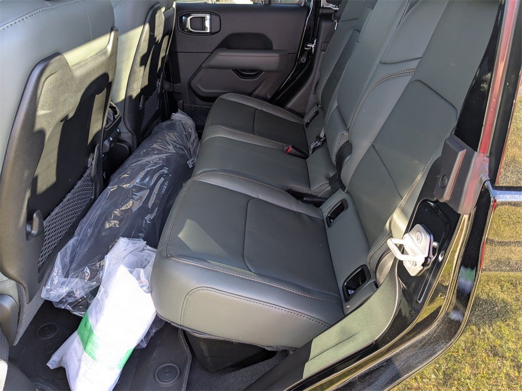 2026 Jeep Gladiator GLADIATOR MOJAVE X 4X4