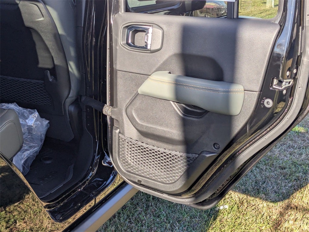 2026 Jeep Gladiator GLADIATOR MOJAVE X 4X4