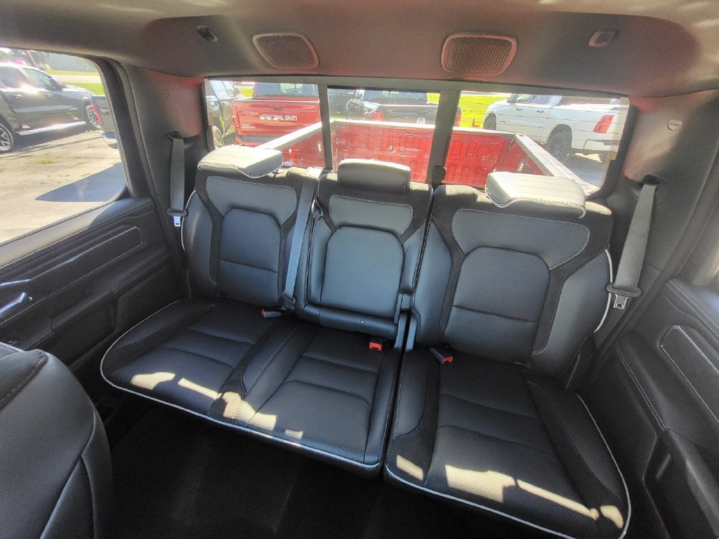 2026 RAM Ram 1500 RAM 1500 LARAMIE CREW CAB 4X2 5'7' BOX