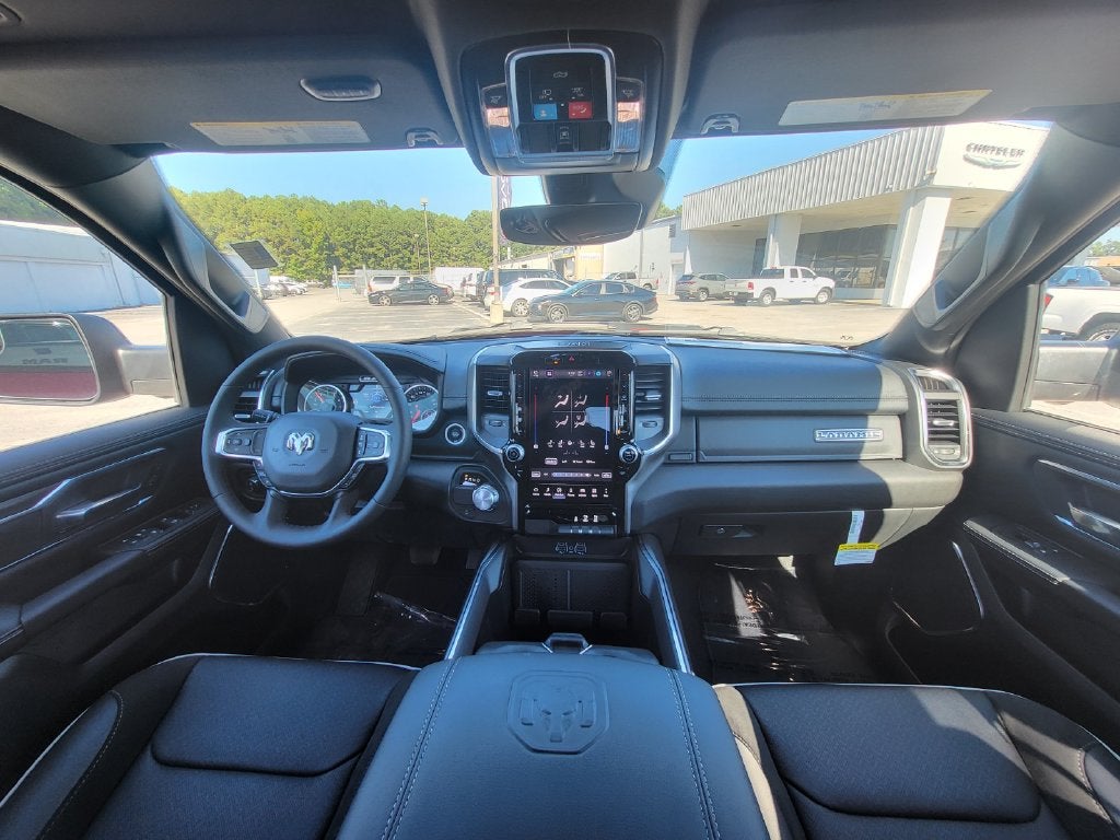 2026 RAM Ram 1500 RAM 1500 LARAMIE CREW CAB 4X2 5'7' BOX
