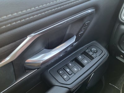 2026 RAM Ram 1500 RAM 1500 LARAMIE CREW CAB 4X2 5'7' BOX