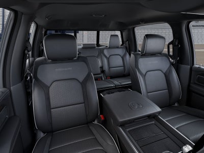 2026 RAM Ram 1500 RAM 1500 LARAMIE CREW CAB 4X2 5'7' BOX