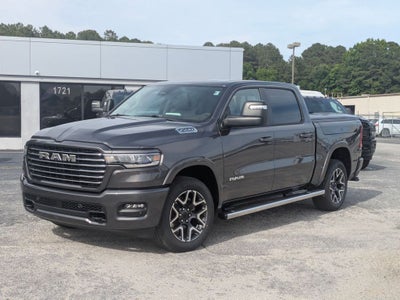 2026 RAM Ram 1500 RAM 1500 LARAMIE CREW CAB 4X2 5'7' BOX