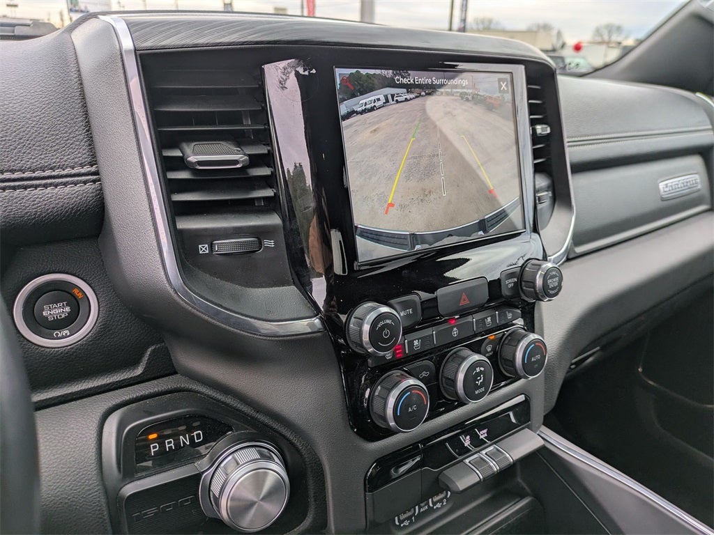 2024 RAM 1500 Laramie Crew Cab 4x2 5'7' Box