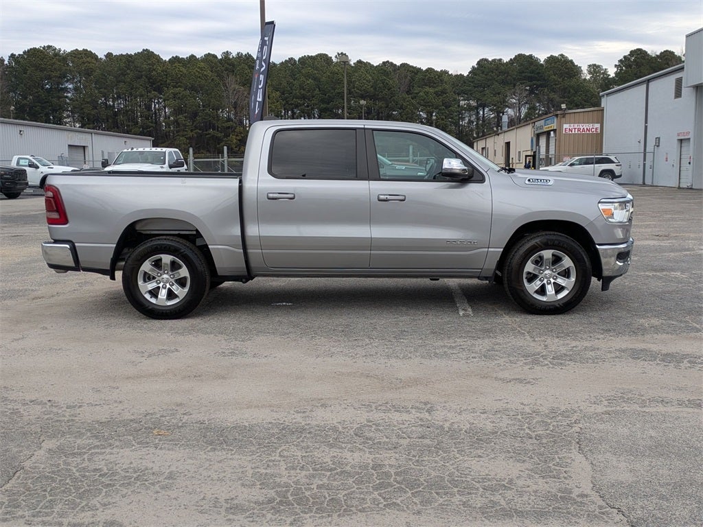 2024 RAM 1500 Laramie Crew Cab 4x2 5'7' Box