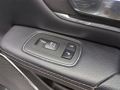 2024 RAM 1500 Laramie Crew Cab 4x2 5'7' Box