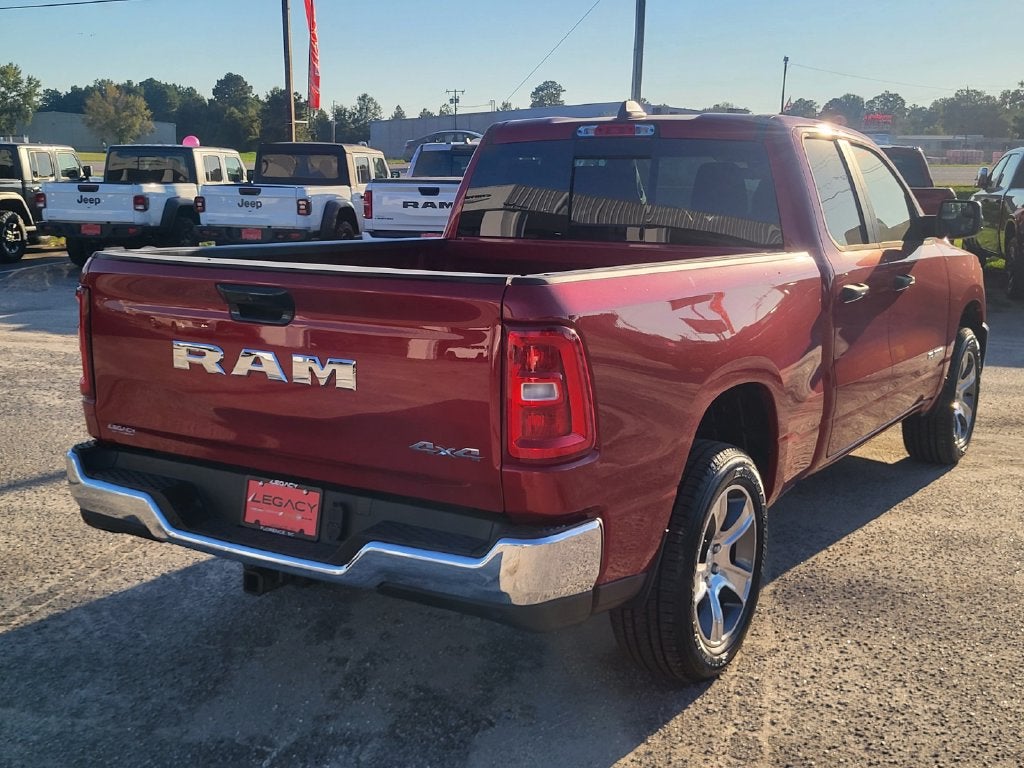 2027 RAM Ram 1500 RAM 1500 TRADESMAN QUAD CAB 4X4 6'4' BOX