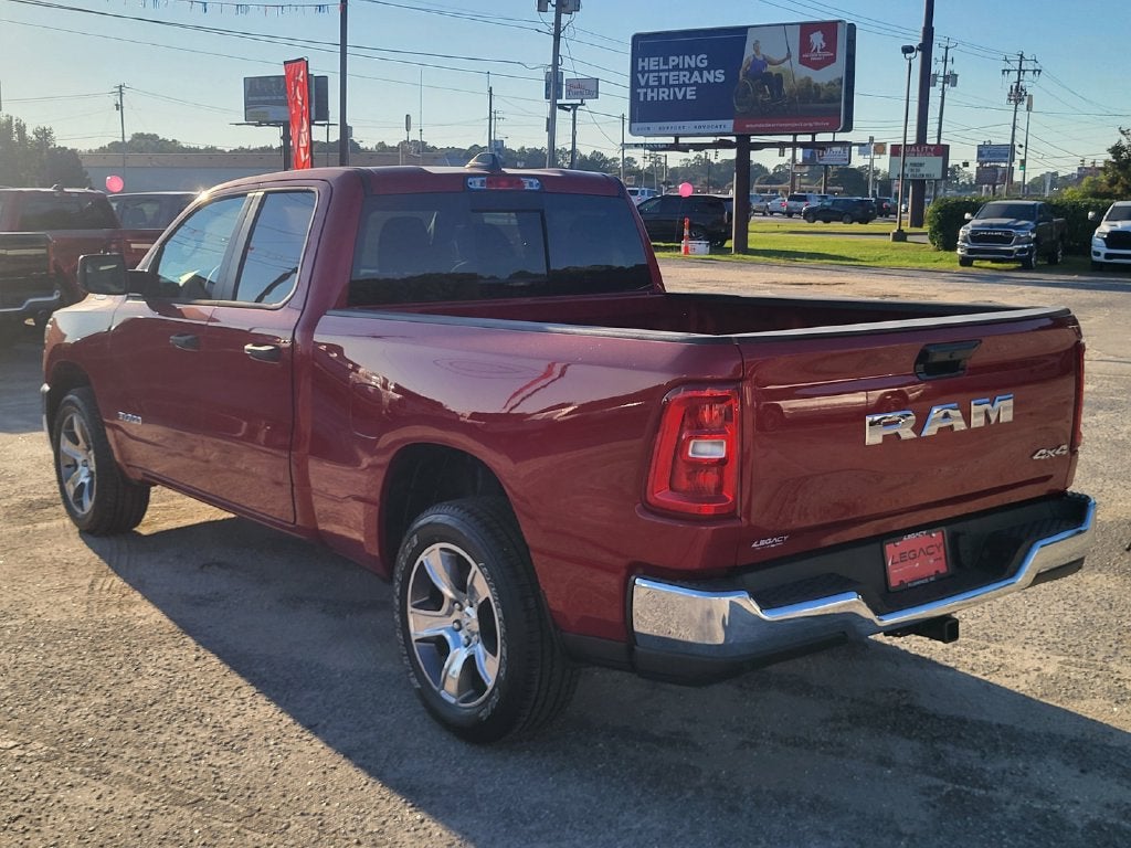 2027 RAM Ram 1500 RAM 1500 TRADESMAN QUAD CAB 4X4 6'4' BOX