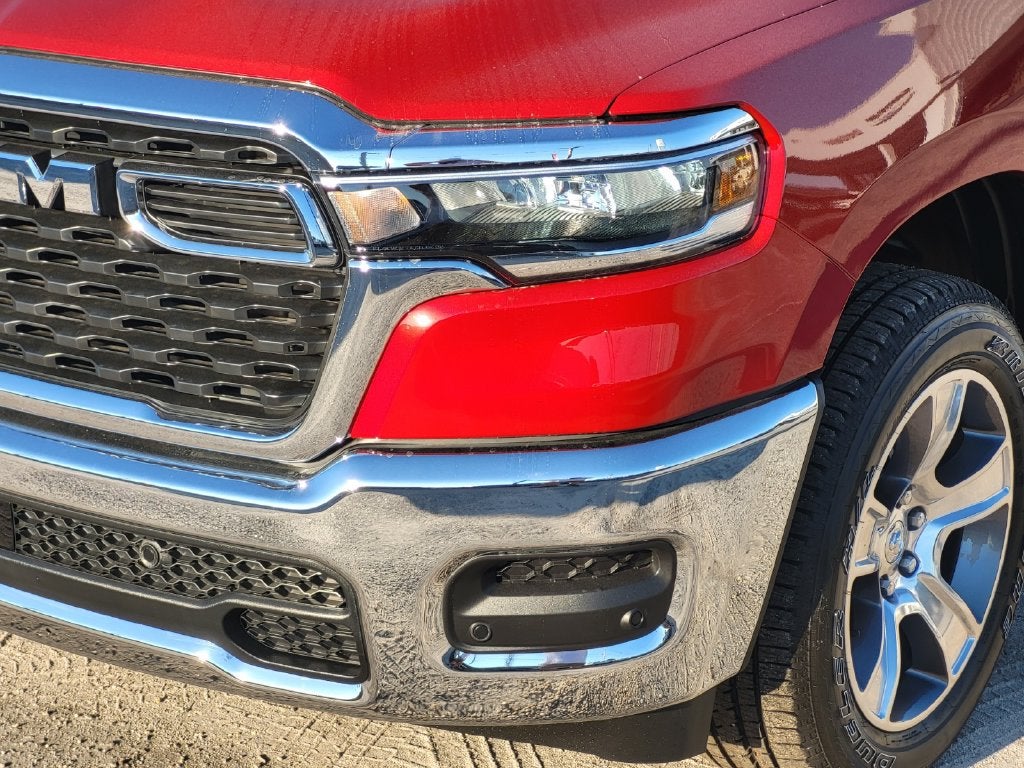 2027 RAM Ram 1500 RAM 1500 TRADESMAN QUAD CAB 4X4 6'4' BOX