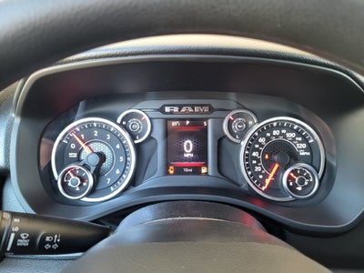 2027 RAM Ram 1500 RAM 1500 TRADESMAN QUAD CAB 4X4 6'4' BOX