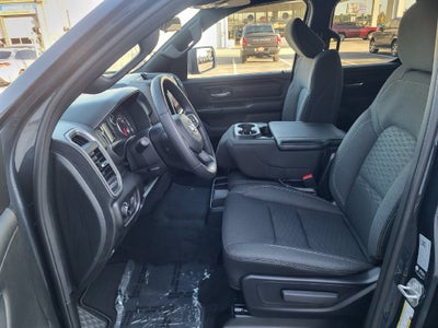 2027 RAM Ram 1500 RAM 1500 TRADESMAN QUAD CAB 4X4 6'4' BOX