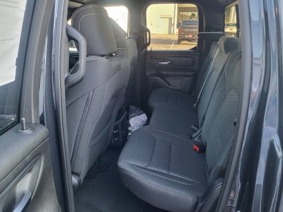 2027 RAM Ram 1500 RAM 1500 TRADESMAN QUAD CAB 4X4 6'4' BOX