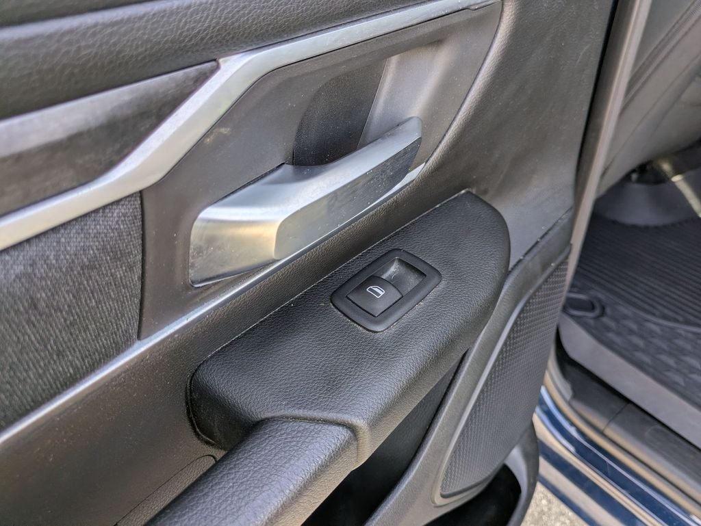 2019 RAM 1500 Big Horn/Lone Star Crew Cab 4x4 5'7' Box